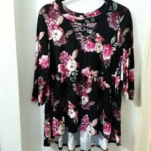 Torrid floral criss cross top